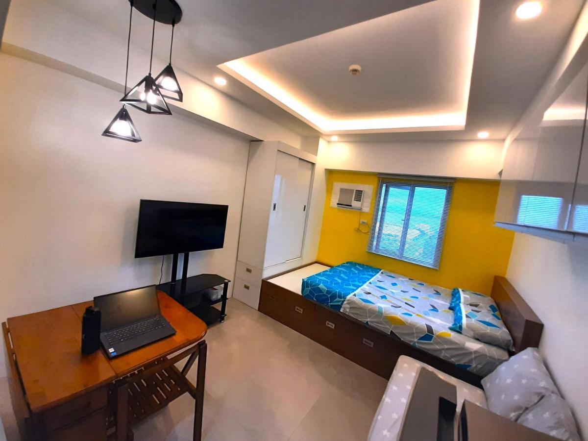 1809 Sunvida Tower Condo Across Sm City Cebu Екстер'єр фото