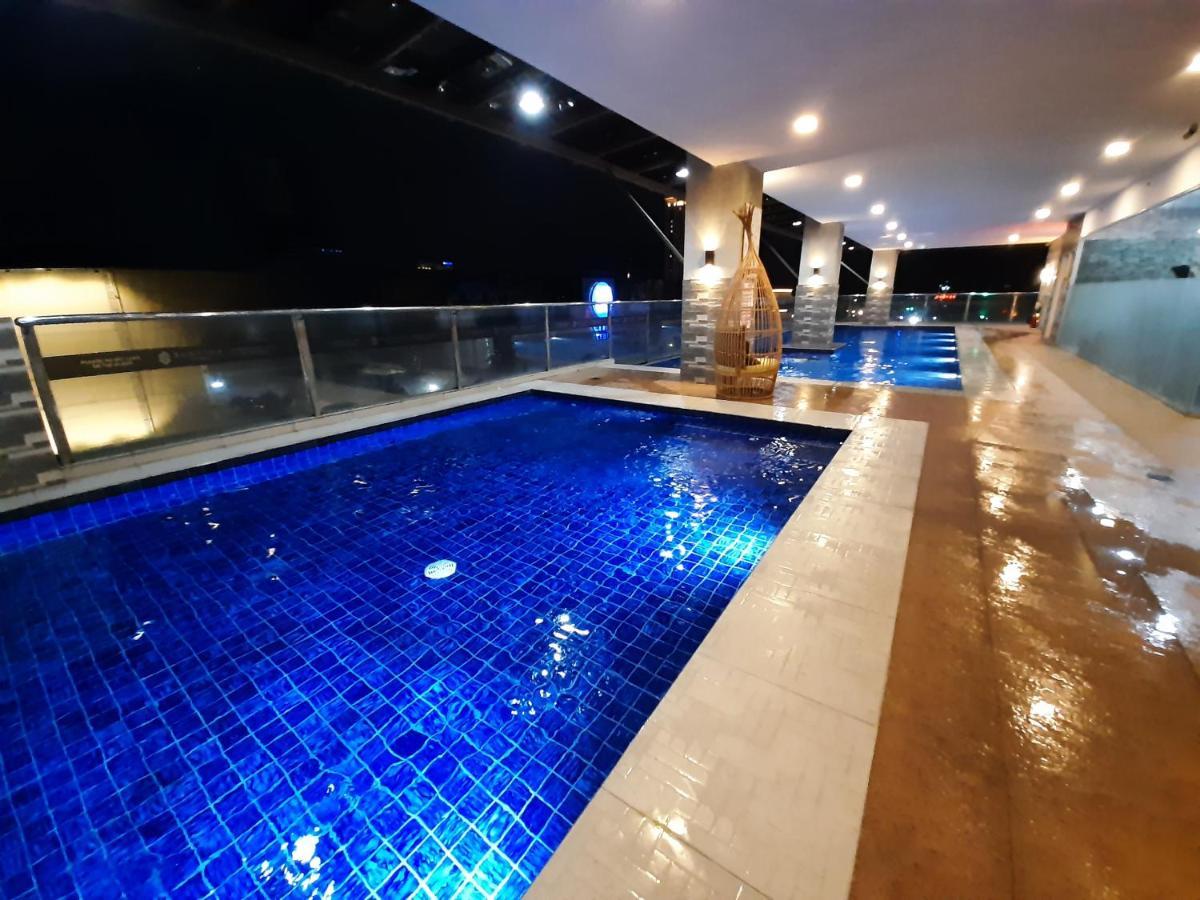 1809 Sunvida Tower Condo Across Sm City Cebu Екстер'єр фото