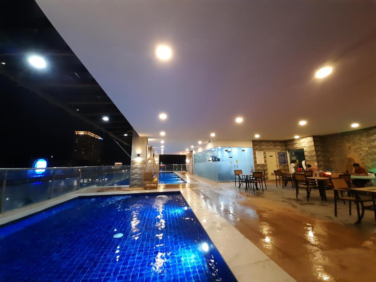 1809 Sunvida Tower Condo Across Sm City Cebu Екстер'єр фото